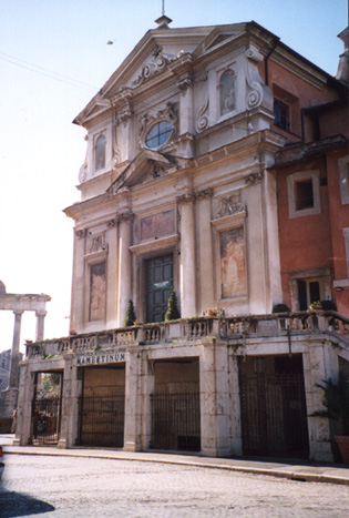La chiesa di San Giuseppe dei Falegnami con al di sotto il Carcere Mamertino