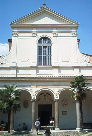 Facciata della chiesa di San Clemente